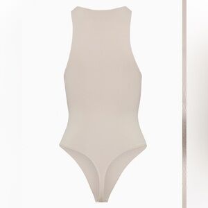 NWT Aritzia Contour 90’s Bodysuit in Cairo (Tan) size medium